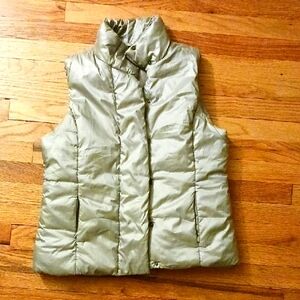 Puffer Vest in Light Gray